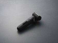 04 ES L690UK Lifestyle Img Cmj L223 1 